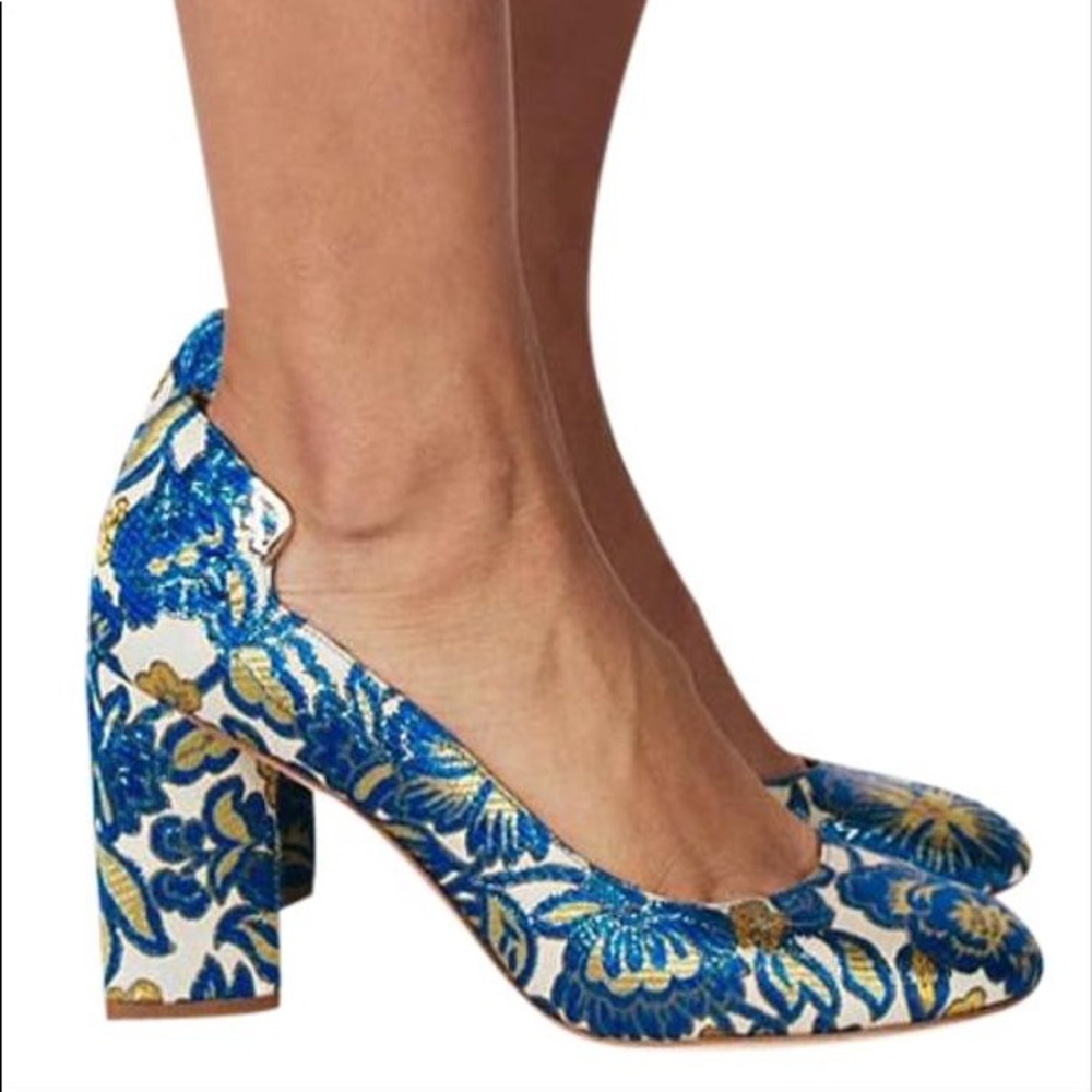 Tory Burch round toe pumps